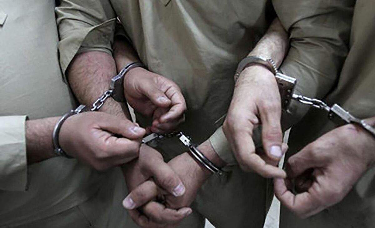 حمله شرور قمه کش به مامور پلیس تهران + ویدیوی وحشتناک