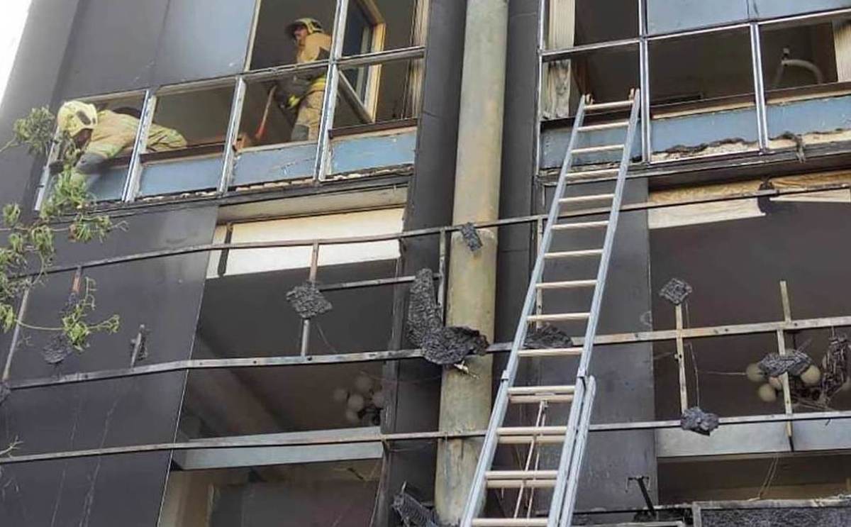 بانک گردشگری خیابان شریعتی دچار حریق شد