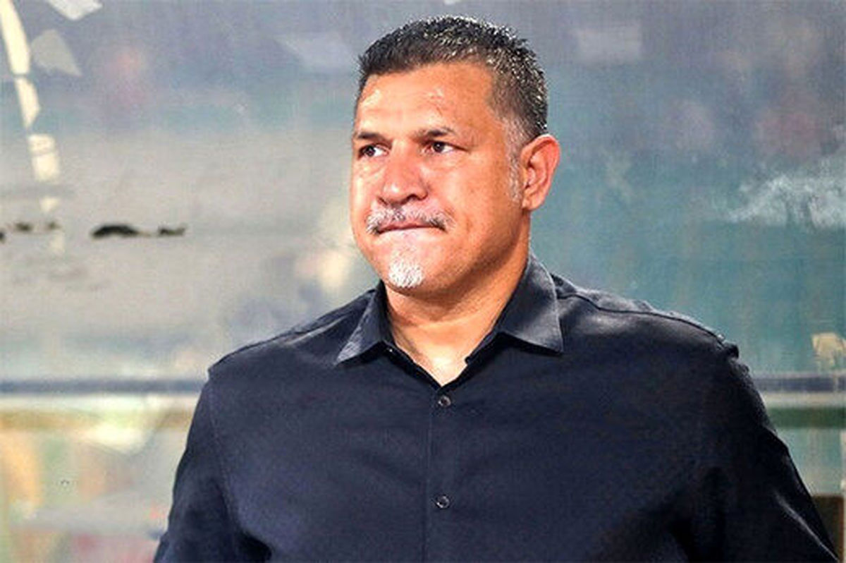 علی دایی از کشور خارج شد | علی دایی در کنار مرد اول فوتبال جهان در پاریس + عکس