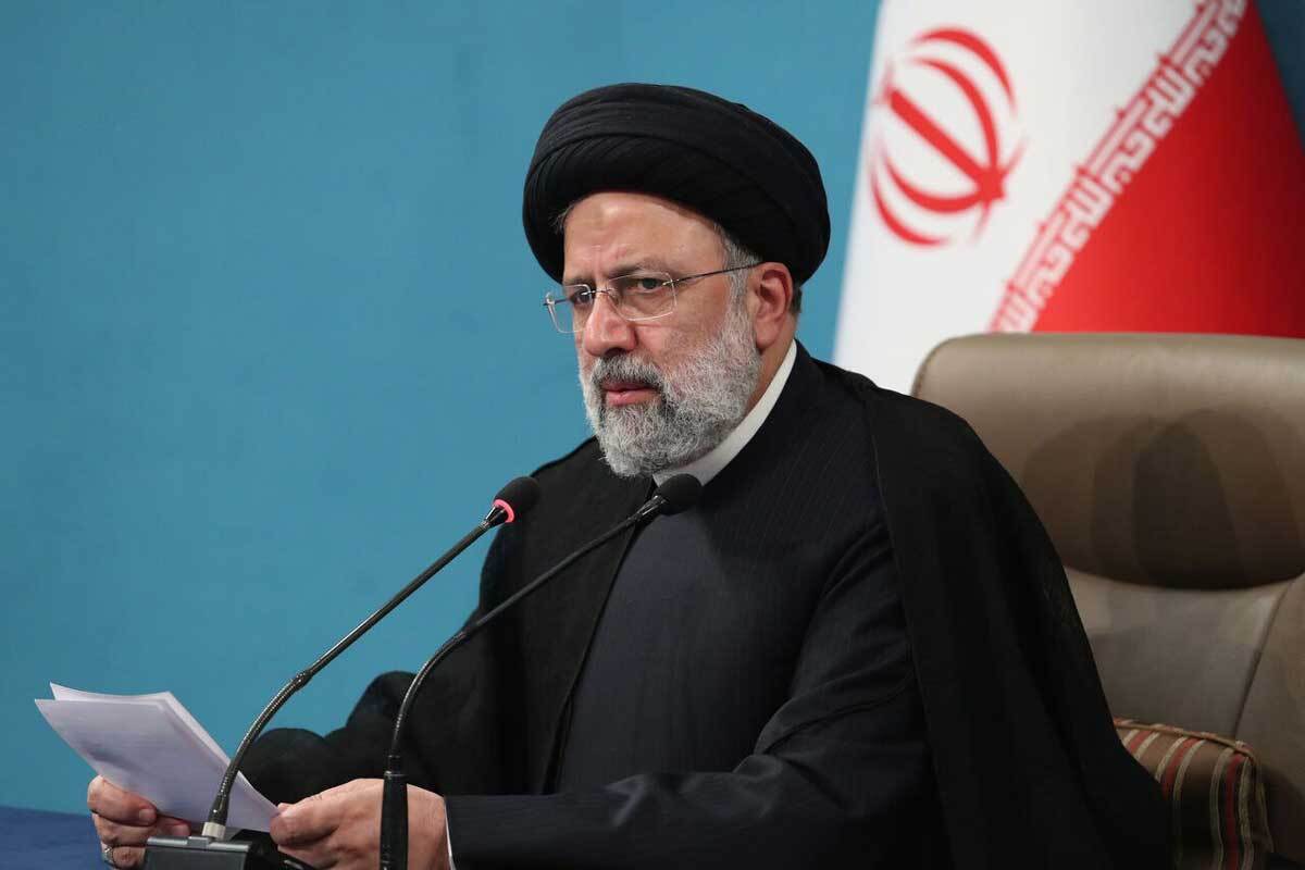 رتبه‌بندی معلمان و حقوق بازنشستگان فشار بر روی دولت رئیسی را زیاد کرد + جزئیات